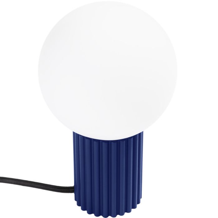 Sollux Halo SL.1741 tafellamp met marine blauwe geribbelde voet en wit glazen lampenkap