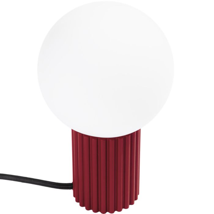 Sollux Halo SL.1751 tafellamp met burgundy rode geribbelde voet en wit glazen lampenkap