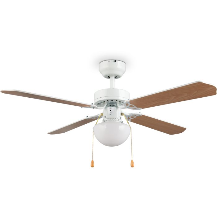 Reality Hammerfest witte plafondventilator met houten rotorbladen met een diameter van 106 cm en twee trekschakelaars voor de lamp en ventilator