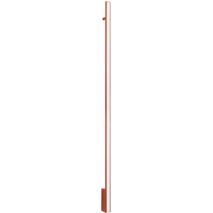 okerrood langwerpige wandlamp Lagom van 151 cm lang met LED unit over de gehele lengte