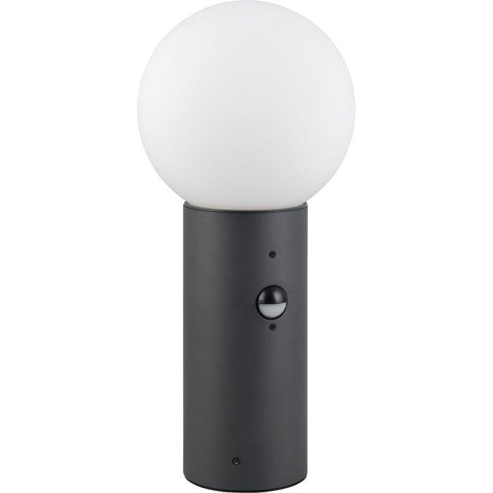 Trio Mures antraciet grijze sokkellamp van 40cm hoog met bewegingsmelder voor buiten met wit glazen bol als kap met een diameter van 18cm