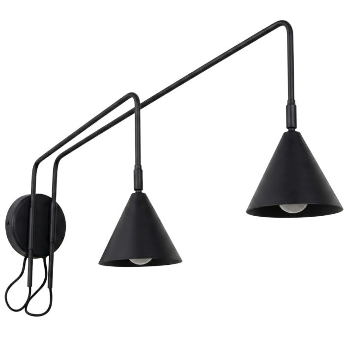 zwart metalen wandlamp met twee zwenkarmen van respectievelijk 61 en 80 cm met beide en kantelbaar metalen kapje