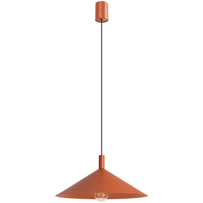 okerrood metalen kegelvormige hanglamp met een diameter van 40 cm