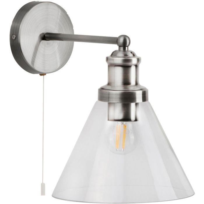 Searchlight Pyramid 1277SS staalkleurige wandlamp met helder glazen kegelvormige kap en trekschakelaar