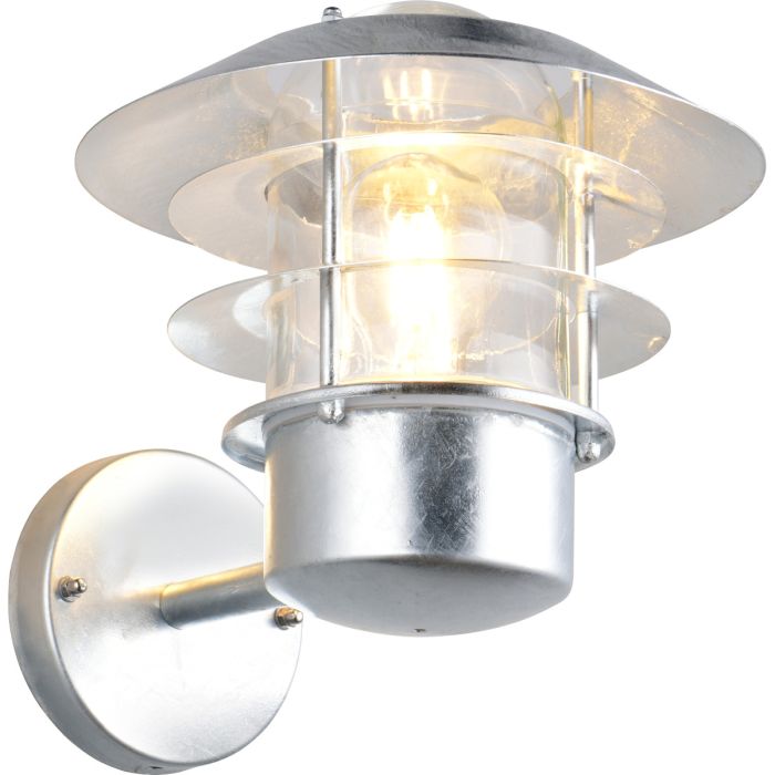 Trio Ruvuma zink kleurige wandlamp van 23,5 cm hoog voor kustgebieden met staande lantaarn met lamellen voor een glazen kap