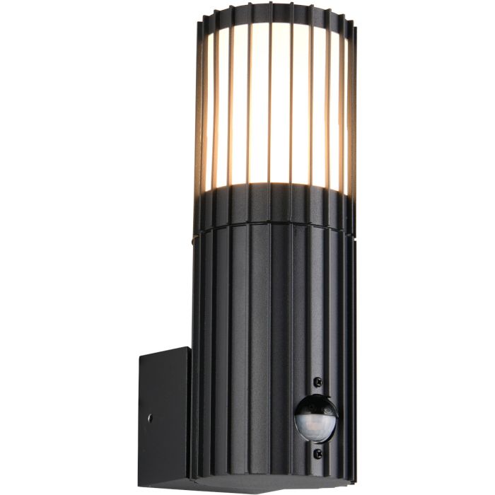 Trio Volga antraciet grijze wandlamp voor buiten met bewegingsmelder van 23,5cm hoog met staande lantaarn met verticale lamellen langs de lamp