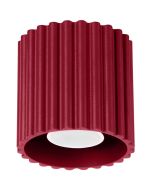 Sollux Aura burgundy geribbeld cilindervormige plafondlamp van 10 cm in diameter met een GU10 lampje erin