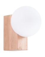 Sollux Bulbo rechthoekige houten wandlamp met wit bolvormig glazen kap van 12 cm in diameter