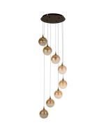 hanglamp met zwarte plafondplaat van 45cm met acht pendels met elk een kap met goudkleurige bovenzijde en een obre amber kleurige glazen bol met geïntegreerde LED
