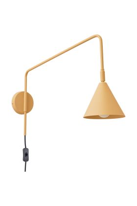 Sollux Nox mat goud kleurige wandlamp met een uitval van 61 cm met een kantelbare spot met E14 fitting en snoer van 185 cm met schakelaar en stekker