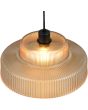 Bovenaanzicht kap van de Reality Abella zwarte hanglamp met twee laags ronde kap van amberkleurig geribbeld glas met een diameter van 35 cm