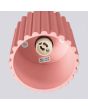 binnenzijde met gu10 fitting van de roze geribbelde metalen plafondlamp met een diameter van 10 cm en een GU10 led lamp