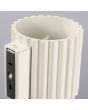 Detailfoto bevestiging van de Sollux Aura beige geribbeld cilindervormige wandlamp van 10 cm in hoogte met een G9 lampje erin