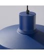 bovenaanzicht kap van de ultramarijn blauw metalen hanglamp Bilo van 35 cm in diameter