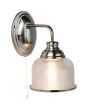 Searchlight Bistro 2671-1SS brandende staal kleurige wandlamp met trekschakelaar en kapje van holofaan glas