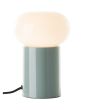Brilliant Knut 99002/84 brandende tafellamp met glanzend groene cilindervormige lampvoet en wit glazen ovale kap
