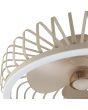 Detailfoto van de kap van de Brilliant Capo beige plafondventilator met een diameter van 48cm met een kap van beige metalen latjes en een LED rand rond de ventilator