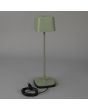 Konstsmide Capri grijsgroene tafellamp op batterijen van 37 cm hoog en touch dimmer op de kop met dockingstation