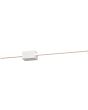 Trio Cassino witte wandlamp met een lengte van 70,5 cm bestaande uit een rechthoekig wandblokje met een 360 graden draaibare stang met een LED strip met een naar voren gerichte brandende stang