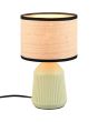 Brandende Casalum Formentera tafellamp van 26,5cm hoog met groene voet van keramiek en ronde kap met een diameter van 16 cm van papiergaren