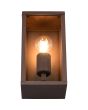 Onderaanzicht brandende Trio Garonne roestbruine rechthoekige wandlamp voor buiten van 26cm hoog met drie helder glazen ruitjes