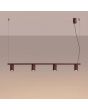 brandende bordeauxrode hanglamp van 122 cm lange buis met vier naar beneden gerichte geribbelde aluminium spotjes met GU10 lampje
