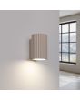 Naar beneden schijnende Sollux Karbon taupe kleurige geribbeld buisvormige wandlamp van 10 cm hoog met een GU10 lamp