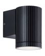 brandende zwart geribbelde wandlamp voor buiten van 10cm hoog met naar beneden gericht gu10 spotje