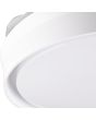 Detailfoto van de LED unit van de Reality Kerava witte plafondventilator van 50 cm in diameter met ingeklapte wieken en witte LED unit in het midden