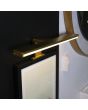 Searchlight Kos 17003-40GO sfeerfoto van op een lijst gemonteerde goudkleurige spiegellamp van 40cm voor spiegelmontage met led paneel