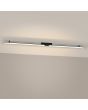 zwarte langwerpige plafondlamp Lagom van 181 cm lang met kort in het midden onderbroken brandende LED unit over de gehele lengte