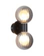 Searchlight Luminsphere 30507BK zijaanzicht zwarte wandlamp voor de badkamer met twee bolvormig geribbeld glazen kapjes