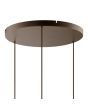 Plafondplaat van de koffiebruine hanglamp met een plafondplaat van 45 cm in diameter en drie pendels met elk een geribbeld glazen kap met een diameter van 28 cm