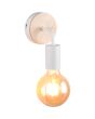 Casalum merida witte wandlamp van 15,5 cm hoog met houten plaatje over het wandplaatje en vrij hangende brandende globelamp