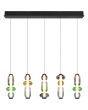 Trio Minerva hanglamp met zwarte plafondbalk en vijf pendels met drie ovale glazen in groen, amber en rookglas boven elkaar met een LED buis in het midden
