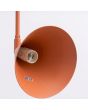 binnenzijde kap met e14 fitting van de okerrood metalen wandlamp met een zwenkarm met een uitval van 61 cm en kantelbare kop