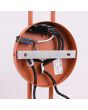bevestiging van de okerrood metalen wandlamp met twee zwenkarmen van respectievelijk 61 en 80 cm met beide en kantelbaar metalen kapje