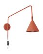 Sollux Nox oker rode wandlamp met een uitval van 61 cm met een kantelbare spot met E14 fitting en snoer van 185 cm met schakelaar en stekker