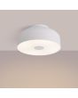 Brandende Sollux Omiq witte plafonniere met een diameter van 30 cm en een hoogte van 15 cm van metaal met een kunststof blender