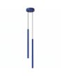 ultramarijn blauwe hanglamp met twee buisvormige kappen van 2,5 cm in diameter en 50 cm in hoogte
