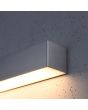 Thoro Pinne TH.236 detailfoto van uiteinde brandende grijze 200cm brede wandlamp met opalen diffuser