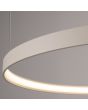 Detailfoto van een brandende LED ring van de Hanglamp Rio beige dubbele cirkelvormige hanglamp met diameters van 55 en 78  cm en geïntegreerde LED aan de binnenzijde van de ringen