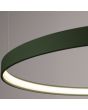 Detailfoto van een brandende LED ring van een olijfgroene cirkelvormige hanglamp Rio