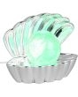 Trio Shelly R57731106 chromen tafellamp met het uiterlijk van een open geklapte schelp met een groen licht gevende parel erin